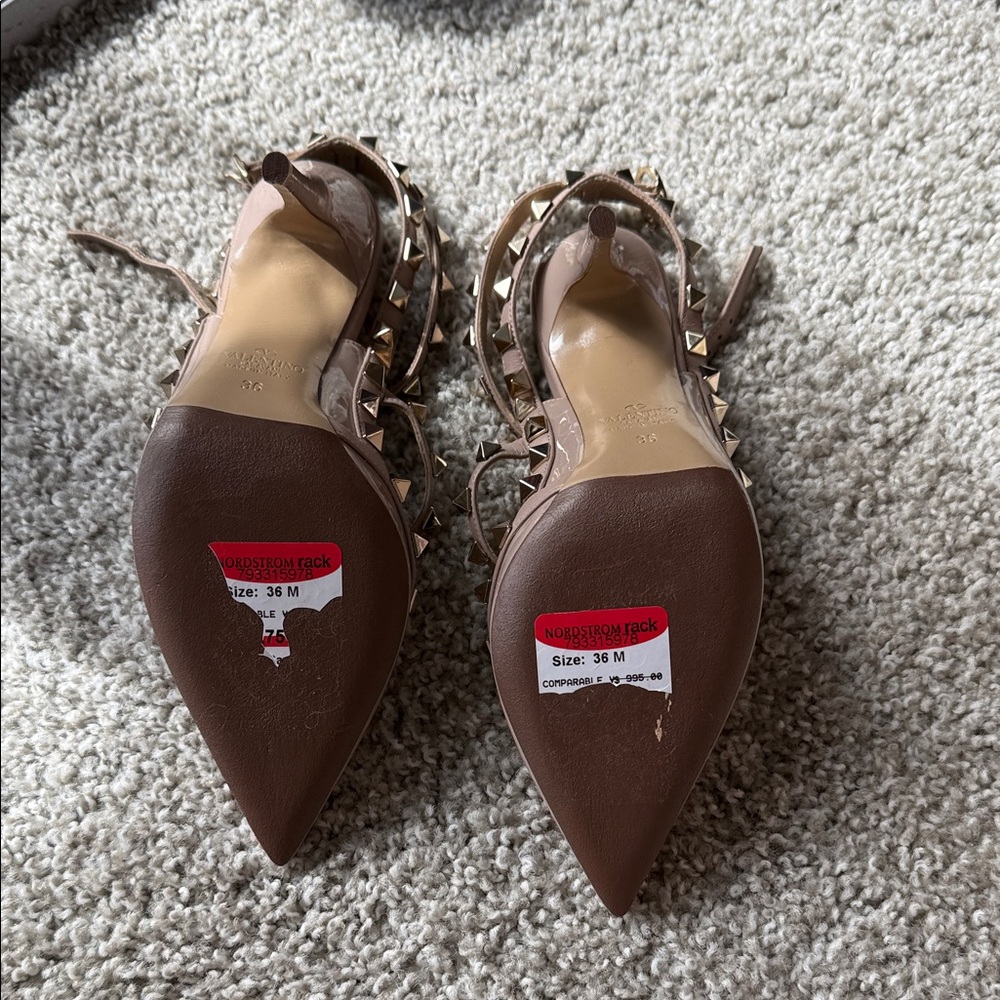 Valentino Women's Blush Patent Leather Studded Heels - Picture 4 of 13